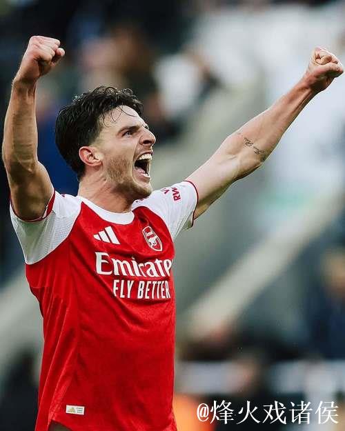 赖斯荣膺阿森纳对阵拜仁比赛最佳球员,彰显中场统治力 赖斯荣膺阿森纳对阵拜仁比赛最佳球员,彰显中场统治力