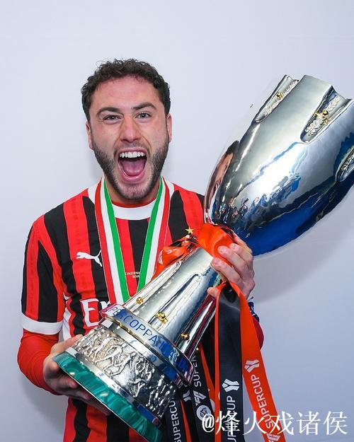 卡拉布里亚:米兰有能力夺冠,但为皮奥利感到惋惜 卡拉布里亚:米兰有能力夺冠,但为皮奥利感到惋惜