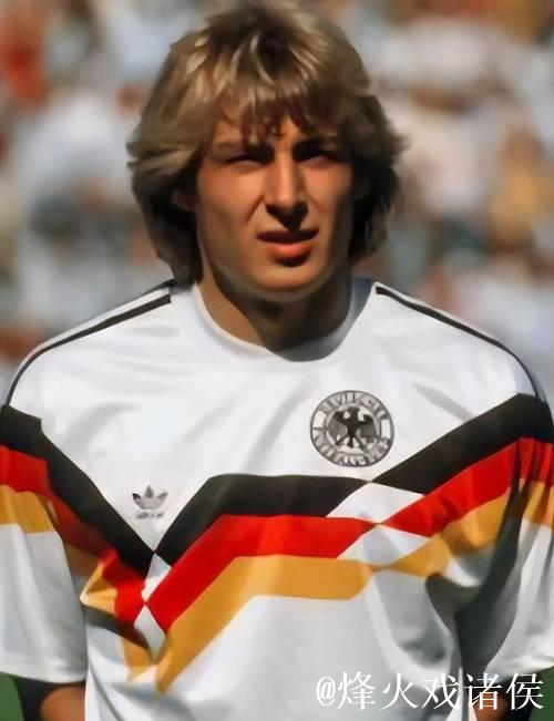 昂达夫连续6场德甲进球,超越克林斯曼纪录 昂达夫连续6场德甲进球,超越克林斯曼纪录