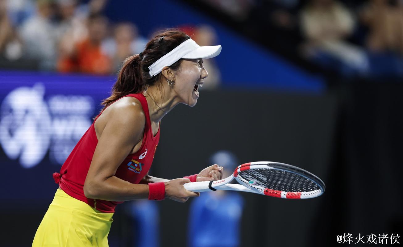 2026年联合杯网球赛:中国队0比3负于加拿大队 2026年联合杯网球赛:中国队0比3负于加拿大队